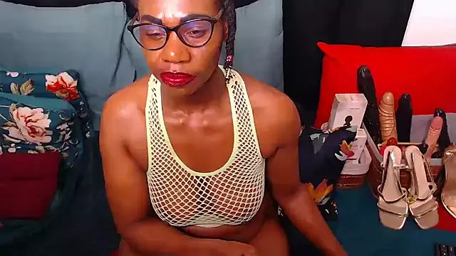 sexybootylicious on StripChat