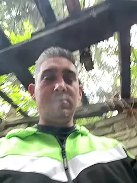 Offline sexycouples35 on StripChat