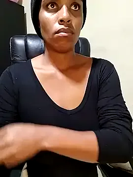 Offline SexySlenderLexy on StripChat