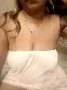 Shaali_Ang on StripChat