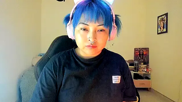 Offline Shaddycute_ on StripChat