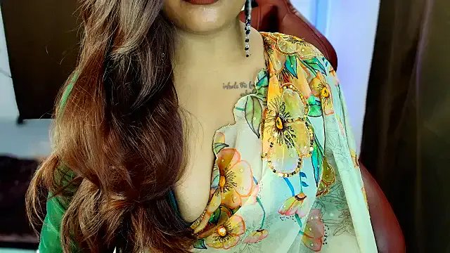 shanayaaa_1 on StripChat