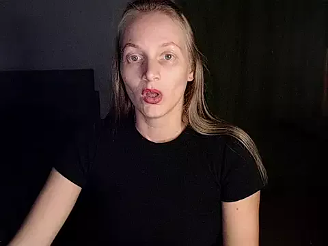 Offline Shantidol on StripChat