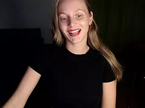 Offline Shantidol on StripChat