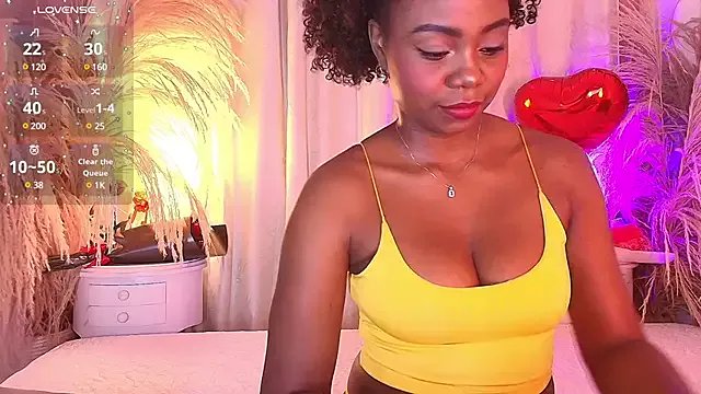 Shanyqueen on StripChat