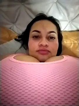 Offline sharon_1 on StripChat