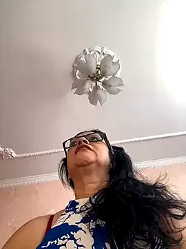 Sharongirl07 on StripChat