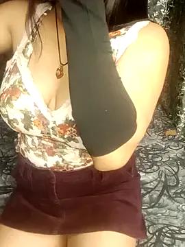 shuhana_ on StripChat