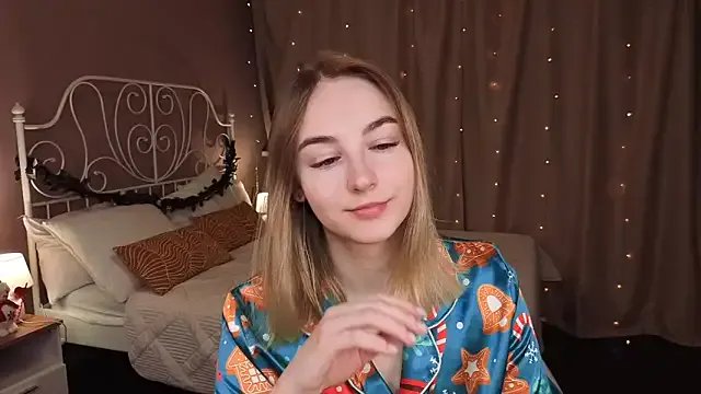 Shy_Polly on StripChat