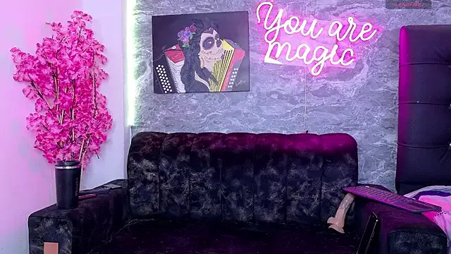 siamarlin on StripChat