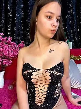 Siena_Amaris on StripChat