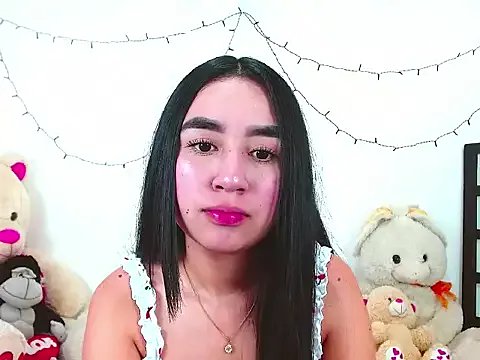 SiennaLorens on StripChat