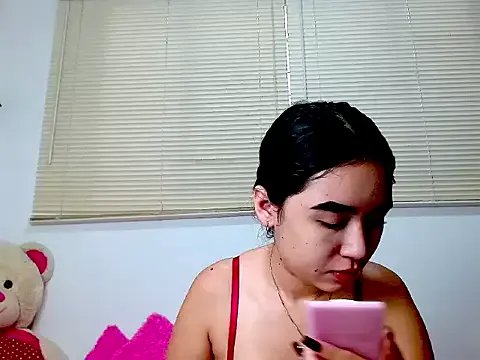 SiennaLorens on StripChat