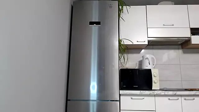 SierraSky_ on StripChat