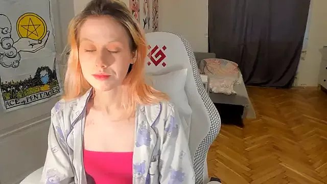 Silly__Milly on StripChat