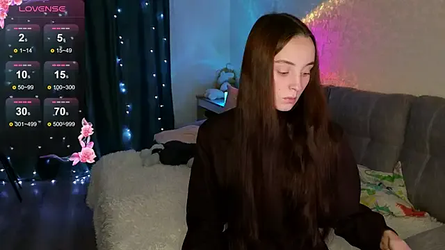 Offline Silver_rains on StripChat