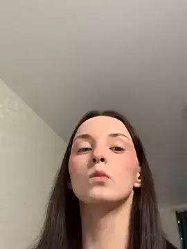 Offline Silver_rains on StripChat