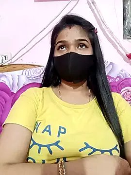 Simran-001 on StripChat