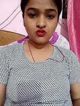 Simran-001 on StripChat