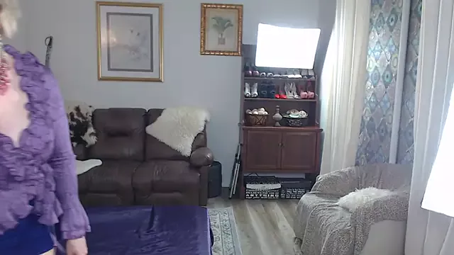 Offline SindeeDix on StripChat