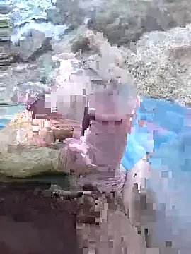 singolo_discreto on StripChat