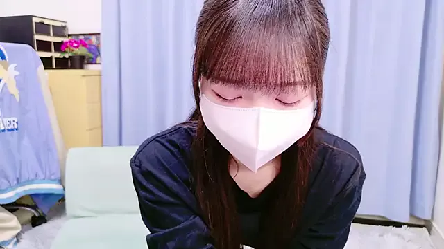 Offline siorin_18 on StripChat