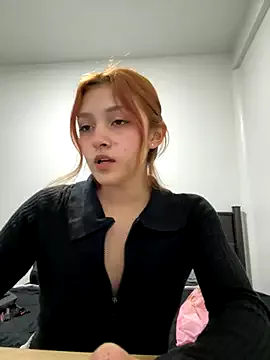 Offline sisylucky on StripChat