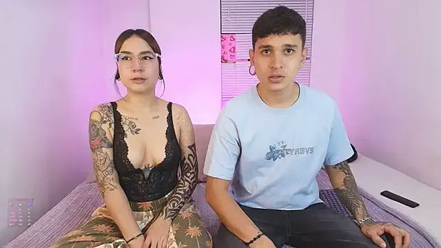 Sky_Intimate on StripChat