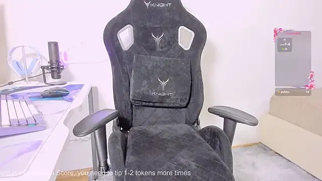 SkyqueenI on StripChat