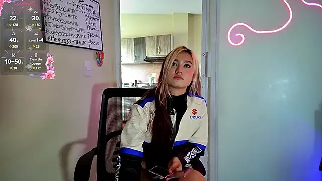 sloppy_cat on StripChat