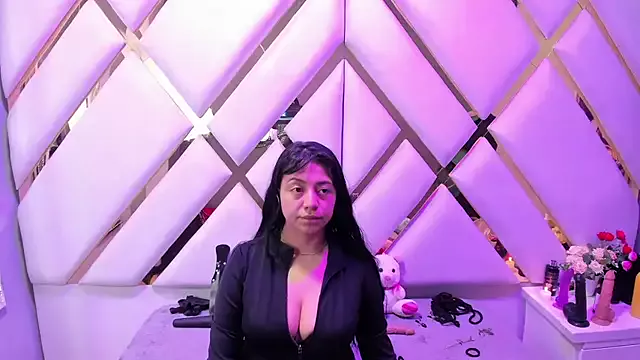 Offline slut_anal_ on StripChat