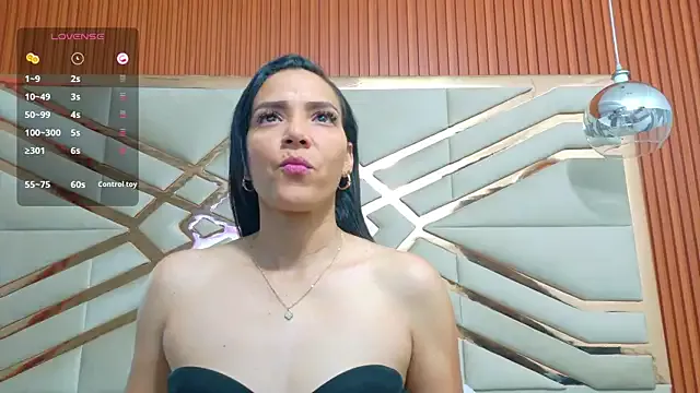 Offline Sluttyandmature on StripChat