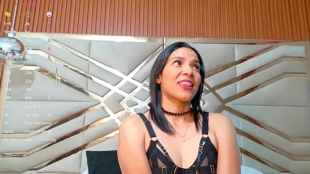 Offline Sluttyandmature on StripChat