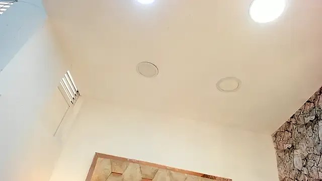 Small_Hot19 on StripChat