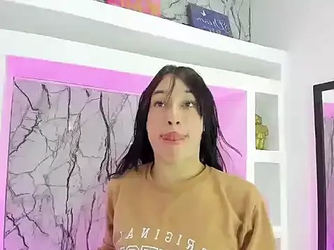 Small_Hot19 on StripChat