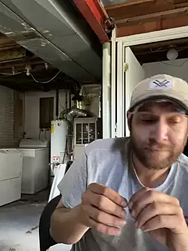 Freechat SmokingSloth on StripChat