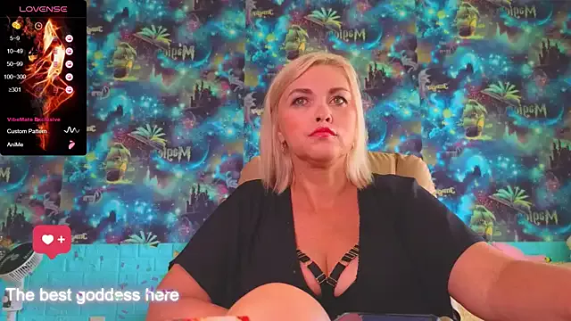 Offline Snow_Goddess on StripChat