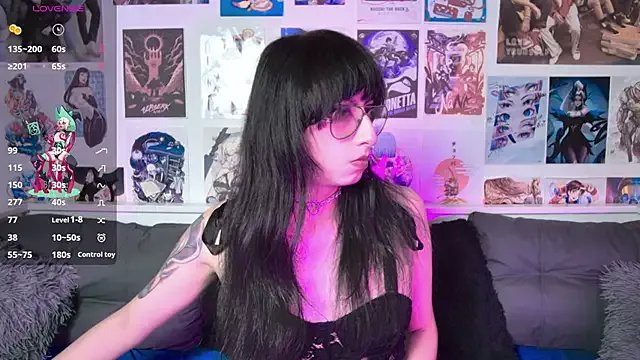 snowblack_ on StripChat