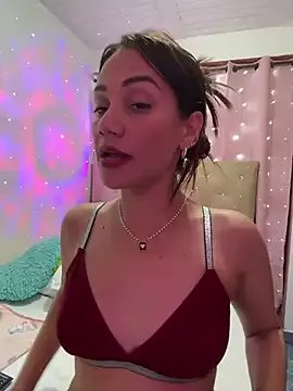 sofia8428 on StripChat