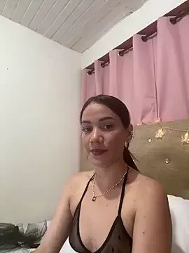 sofia8428 on StripChat