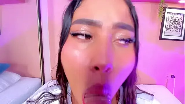 SofiaBennett_ on StripChat