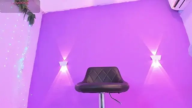 Sol_Vanegas on StripChat