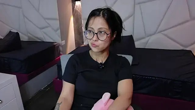 sophiaa_7 on StripChat