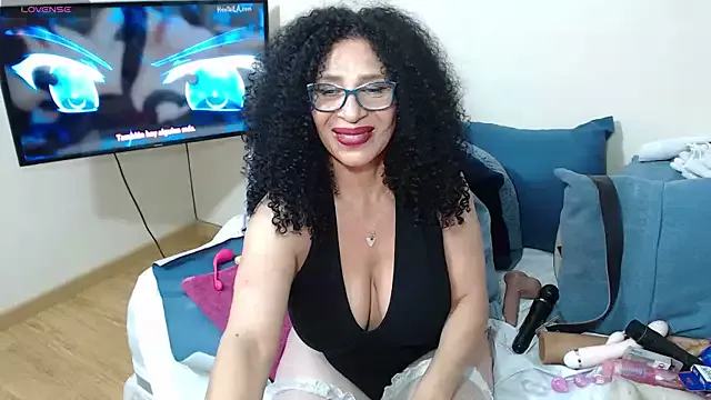 Offline sophialxxx on StripChat