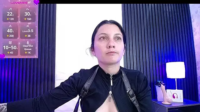 sophy_rock on StripChat