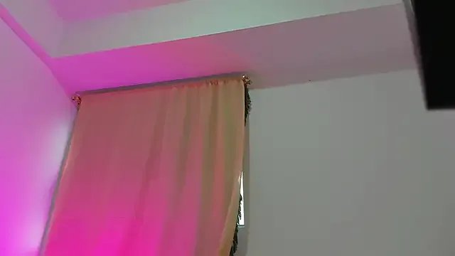 soyamandaa_ on StripChat