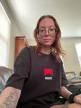 SpaceCowWhore on StripChat