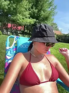 SpaceCowWhore on StripChat