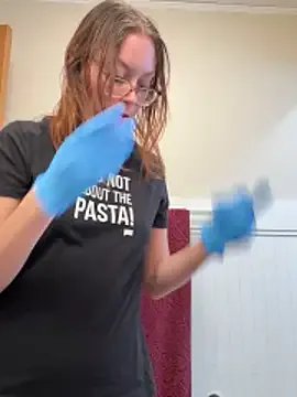 SpaceCowWhore on StripChat