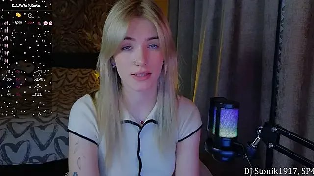 SpiceJessy on StripChat